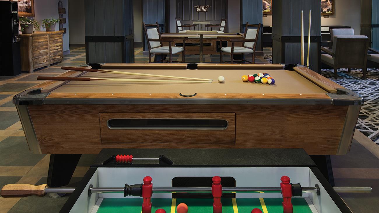 Lounge - Games